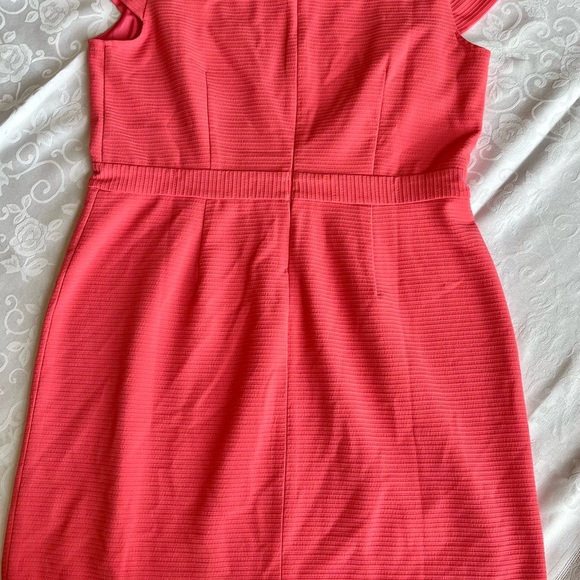 Ladies dress - Picture 2 of 6